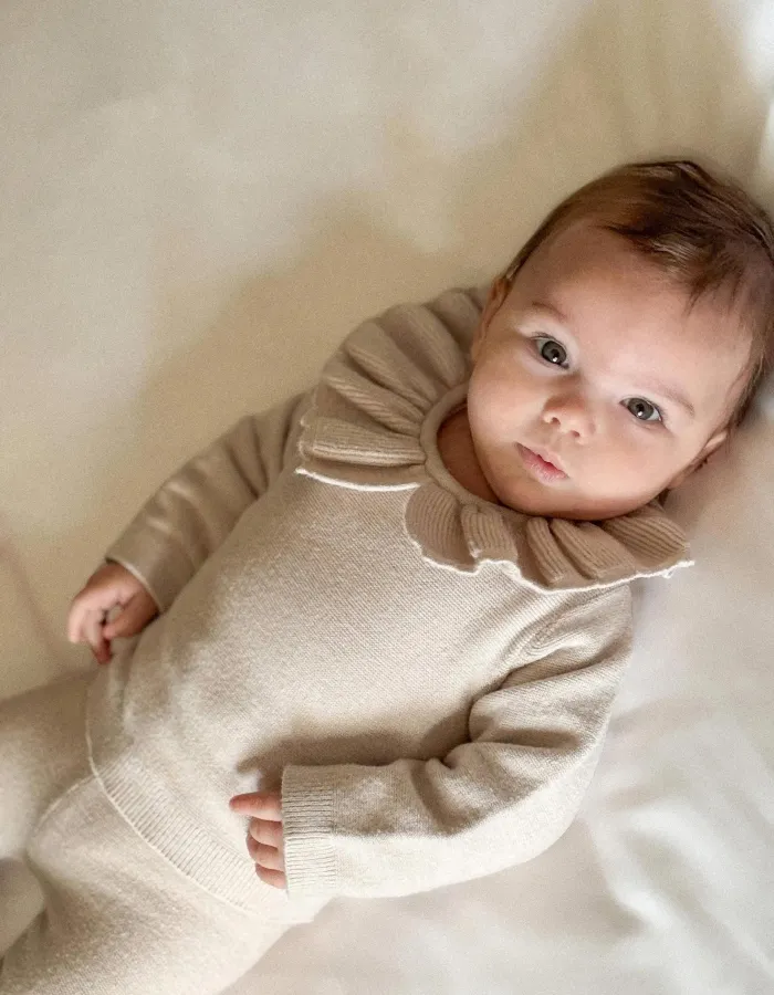 Knitted jumper with ruffled collar + trousers for newborn girls, beige