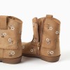 Suedette boots with embroidered flowers for baby girls, camel