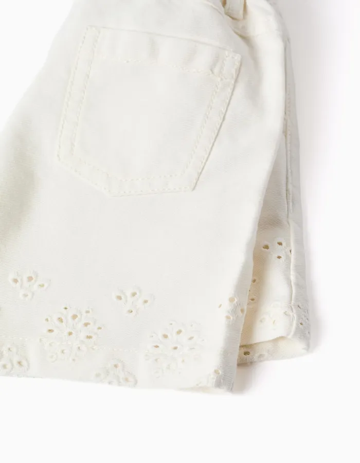 Twill shorts with broderie anglaise for baby girls, light beige