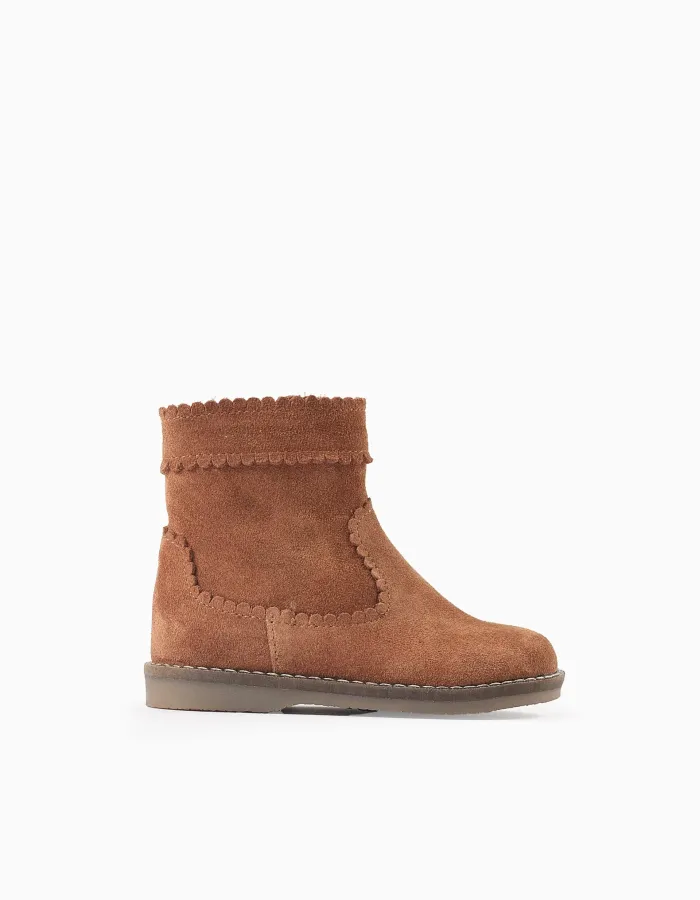 Suede Ankle Boots with Scalloped Effect for Baby Girls, Camel