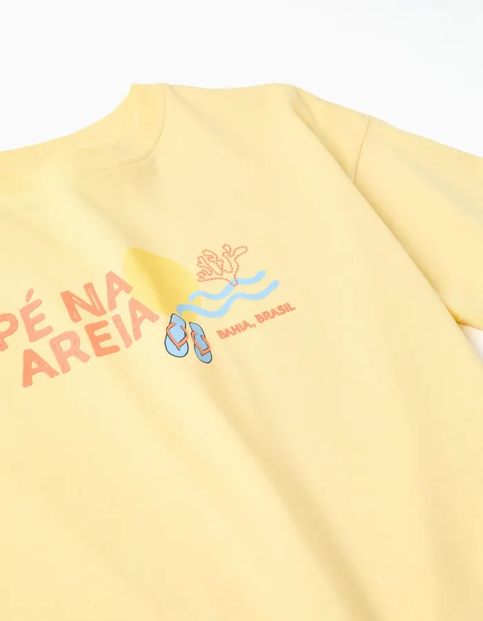 Cotton T-shirt with Pé na Areia print for boys, yellow