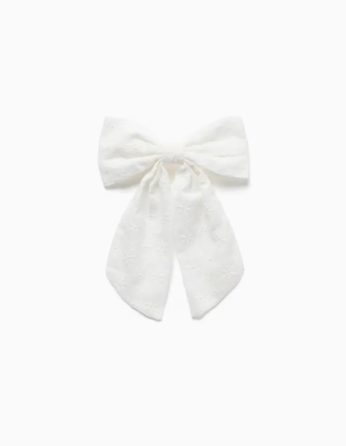 Hair slide with bow in broderie anglaise for babies and girls, white