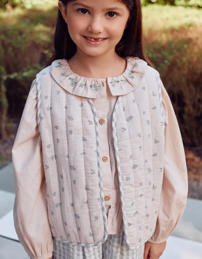 Padded cotton vest with floral motif B&S for girls, beige/green