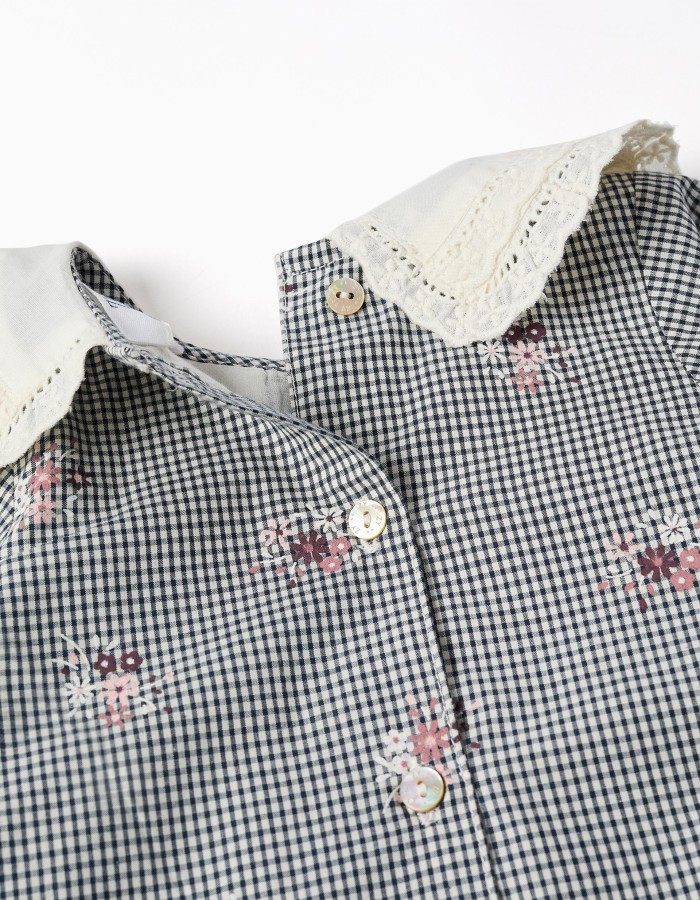 Cotton gingham dress with floral print for newborn girls, white/navy blue