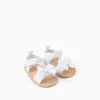 Sandals with open toe and decorative bow for newborn girls, white