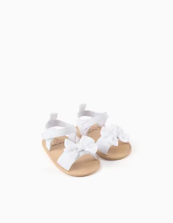 Sandals with open toe and decorative bow for newborn girls, white