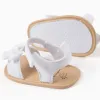 Sandals with open toe and decorative bow for newborn girls, white